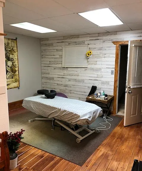 110 E Main St #1 — Photo 8