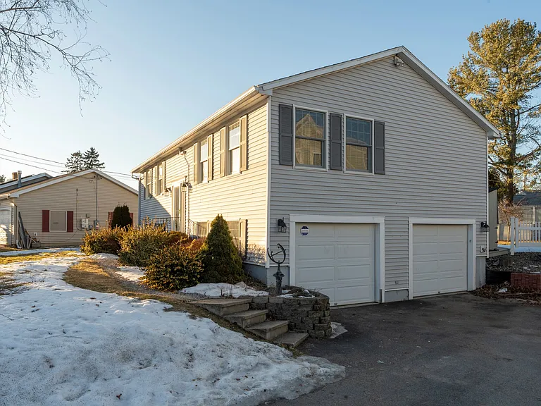 50 Laurel Cir — Photo 30