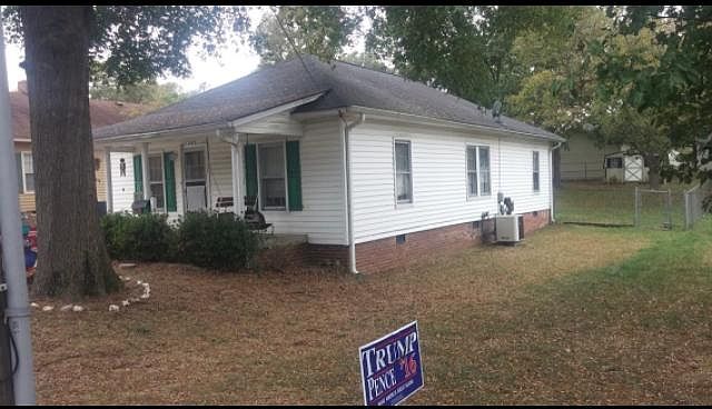 2nd image of 208 Sharpe Ave