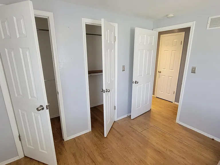 5025 NW 62nd St — Photo 17