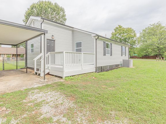 4th image of 31 Circle Dr