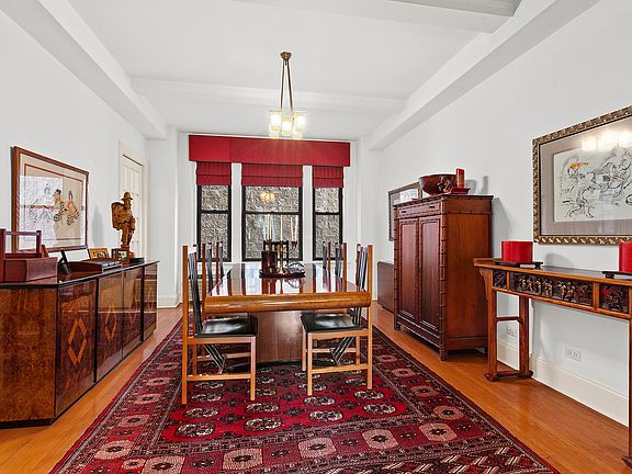3rd image of 129 E 82nd St #5C