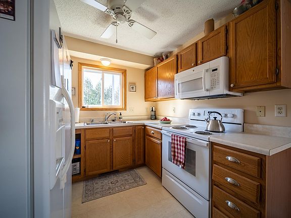 5th image of 590 Kim Ln SW