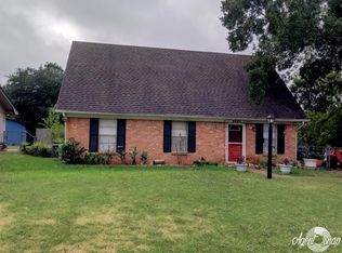 1703 Dillon Ave, Bryan, TX 77803