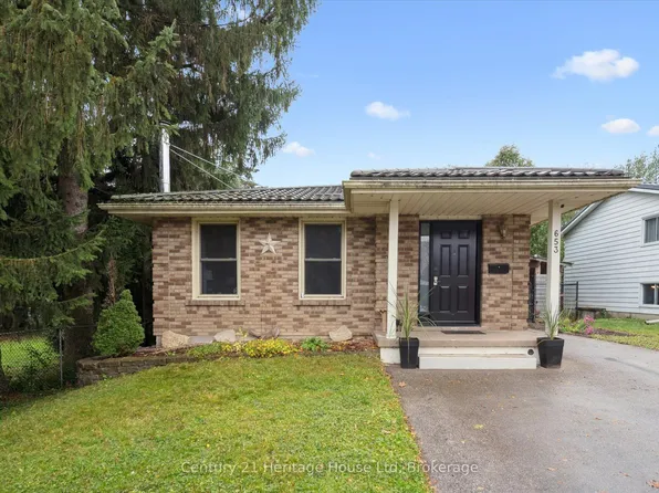 653 Perry St, Centre Wellington, ON N1M 2R5