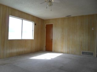 21423 S Wyatt Ave, Riverdale, CA 93656
