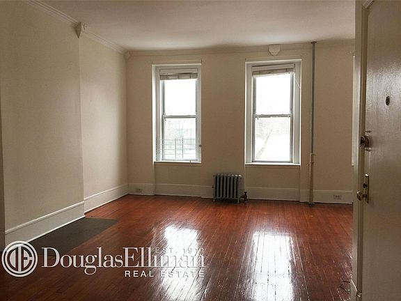 4th image of 122 Prospect Park W APT 1