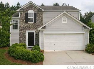 6132 Hidden Meadow Ln, Charlotte, NC 28269