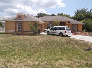 7420 Bear Hollow Cir, Fort Myers, FL 33967