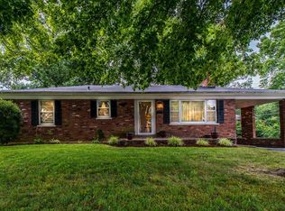 1023 Chickasaw Trl, Frankfort, KY 40601