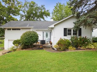 117 Greenlawn Ct, East Peoria, IL 61611