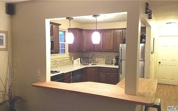 3rd image of 118 Fairharbor Dr