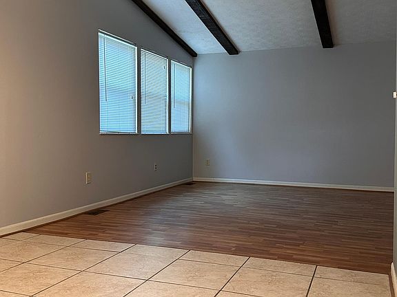 4th image of 8953 Wexford Pl