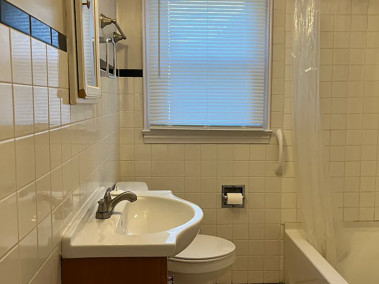 1311 E Holston Ave — Photo 14