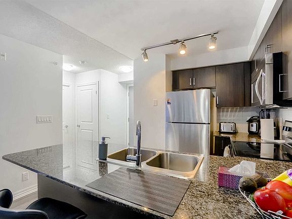 3rd image of 80 Esther Lorrie Dr #1023