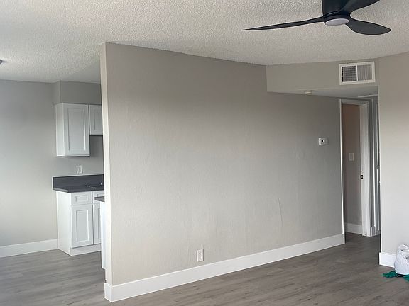 3rd image of 5228 Pebble Beach Blvd APT A