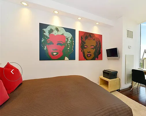 Rented by Domus Realty | media 9