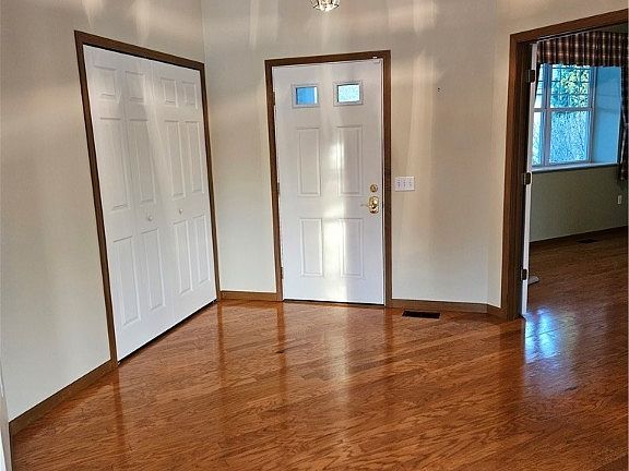 2nd image of 2032 Nottingham Pkwy