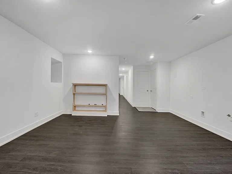 1814 S Throop St #1F — Photo 12