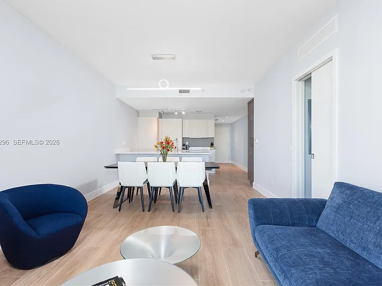 501 NE 31st St #1710 — Photo 5