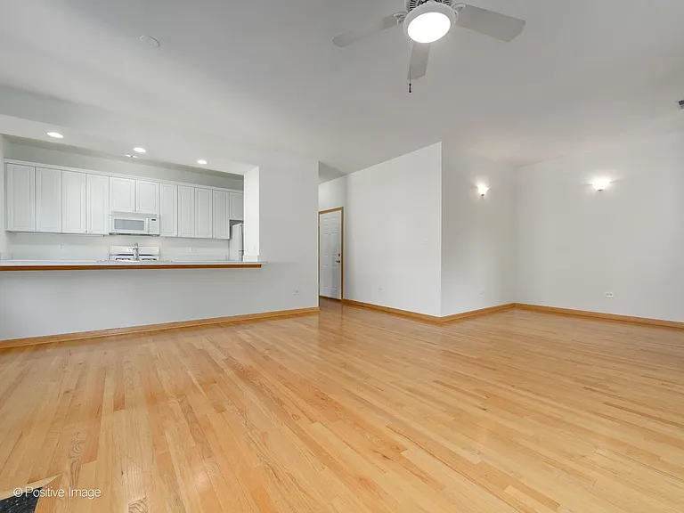 2336 W Palmer St #2 — Photo 8