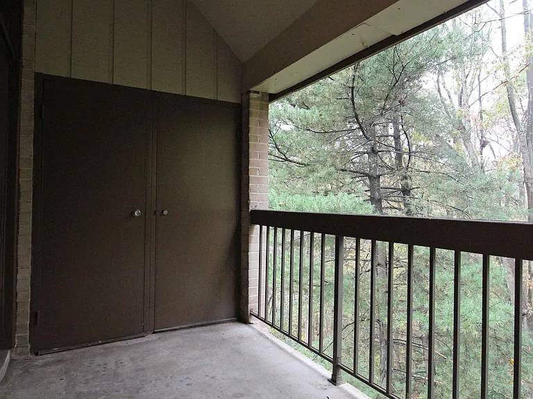 1662 Parkcrest Cir #400 — Photo 22