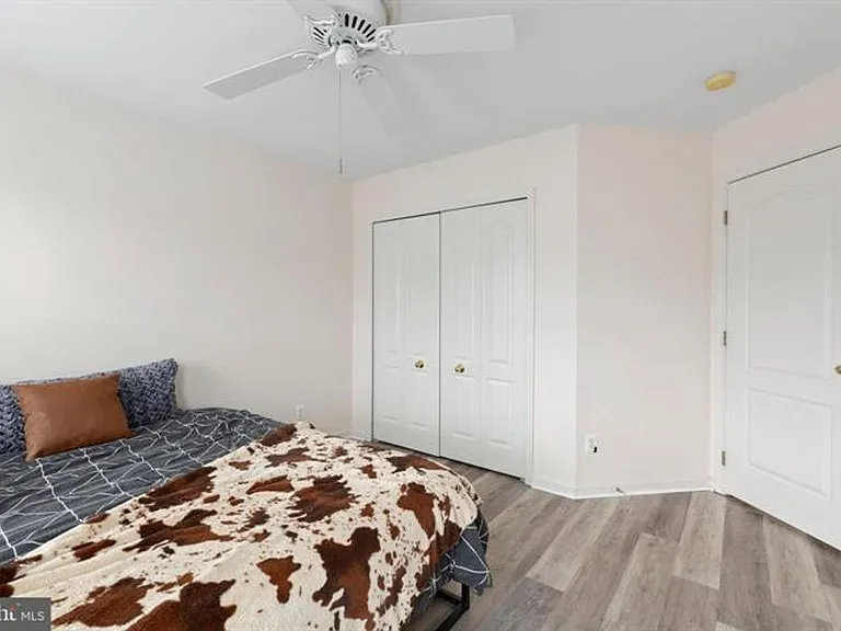 13340 Colchester Ferry Pl — Photo 25