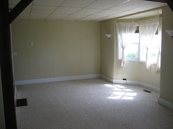 4th image of 903 Homestead Ln