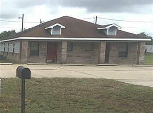 320 6th St, Hempstead, TX 77445