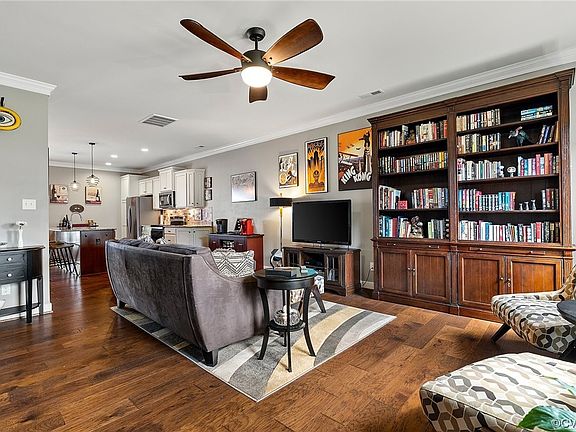 4th image of 8203 Mount Storm Ct