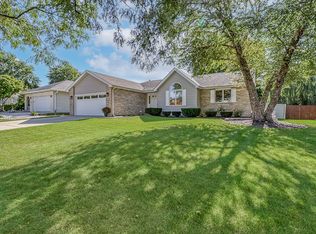 1109 Michael St, Lockport, IL 60441