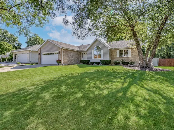 1109 Michael St, Lockport, IL 60441