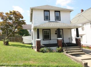642 Hickory St, Scranton, PA 18505