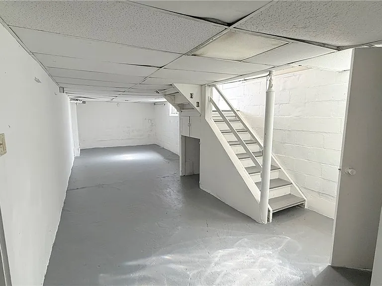 721 Polk Ave — Photo 25