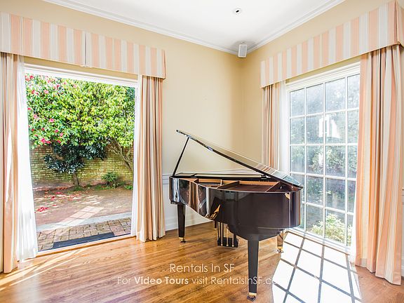 3rd image of 160 San Buenaventura Way