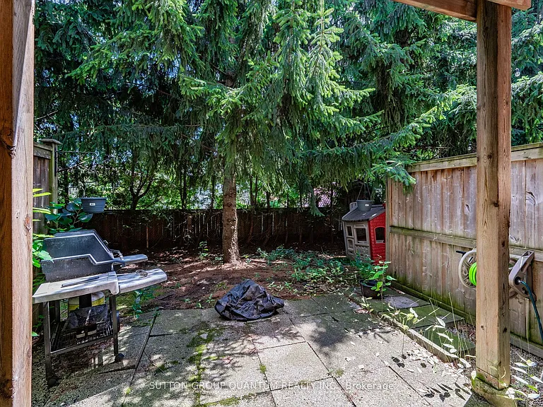4304 Ingram Cmn — Photo 22