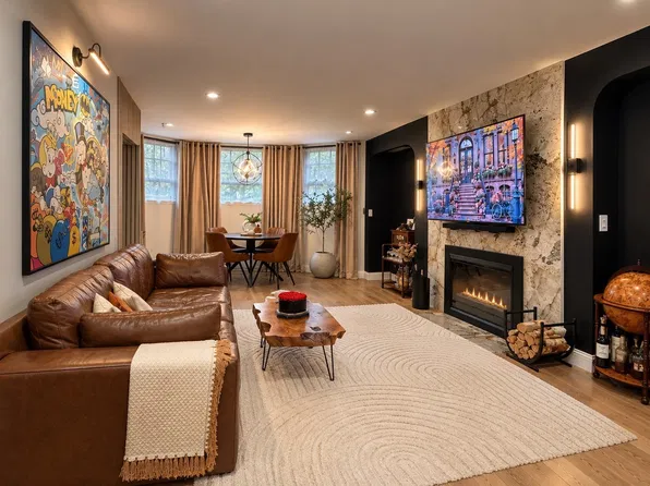 233 Commonwealth Ave APT 1, Boston, MA 02116