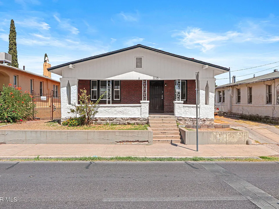 1116 N Copia St