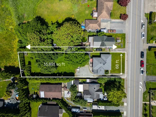 9533 Broadway St, Chilliwack, BC V2P 5T8