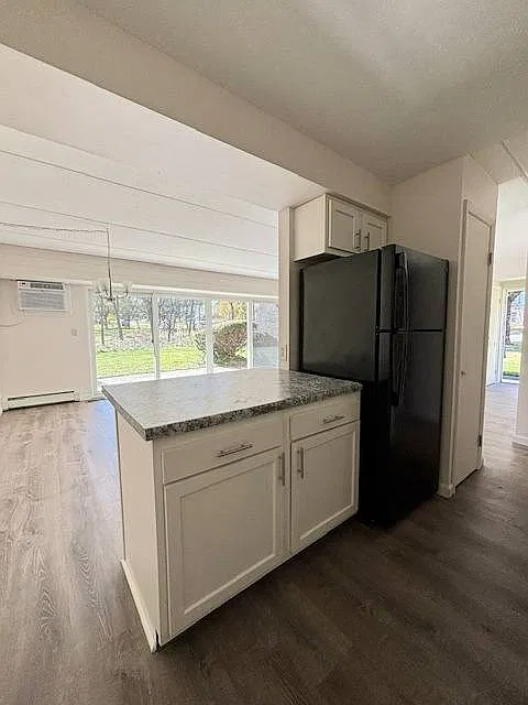 21 Swatling Rd — Photo 4