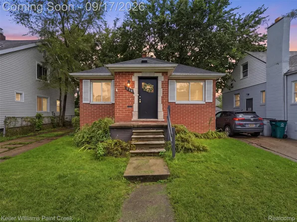 550 E Muir Ave, Hazel Park, MI 48030