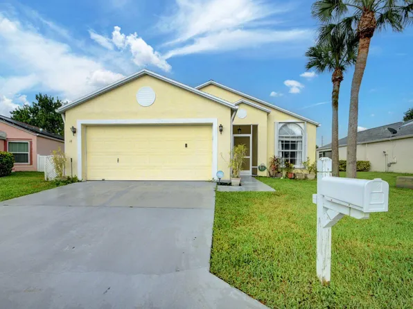 14 Bentwater Circle, Boynton Beach, FL 33426