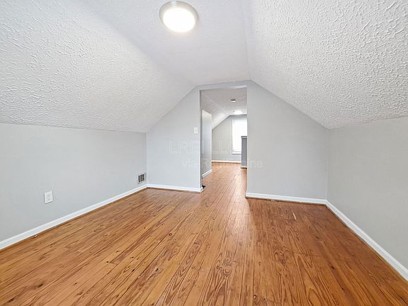 5th image of 1661 Harold Ave