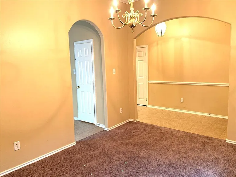9119 Melody Park Ln — Photo 6