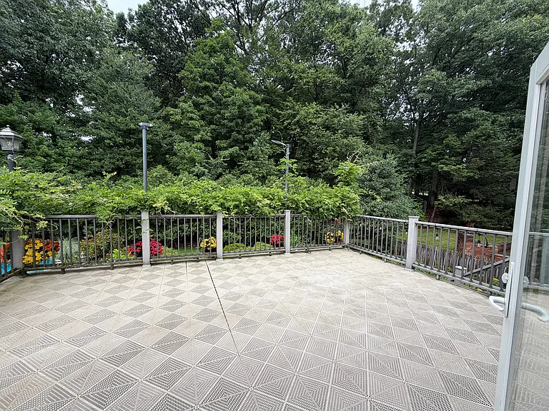 20 Cole Ct — Photo 8