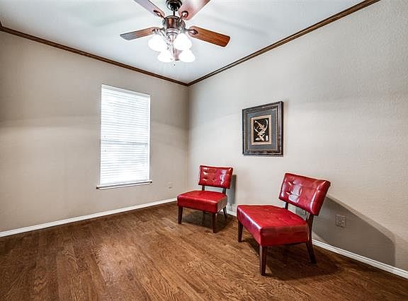 4th image of 2700 Black Canyon Dr