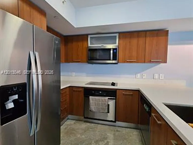 9055 SW 73rd Court Rd #1008 — Photo 11