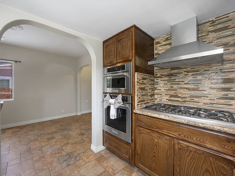 2803 Hawthorne Ave #B — Photo 14
