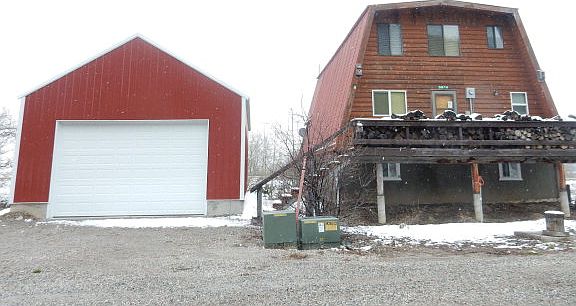2nd image of 3914 Lake Breeze Dr