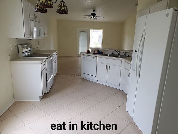 2nd image of 212 Oak Branch Dr